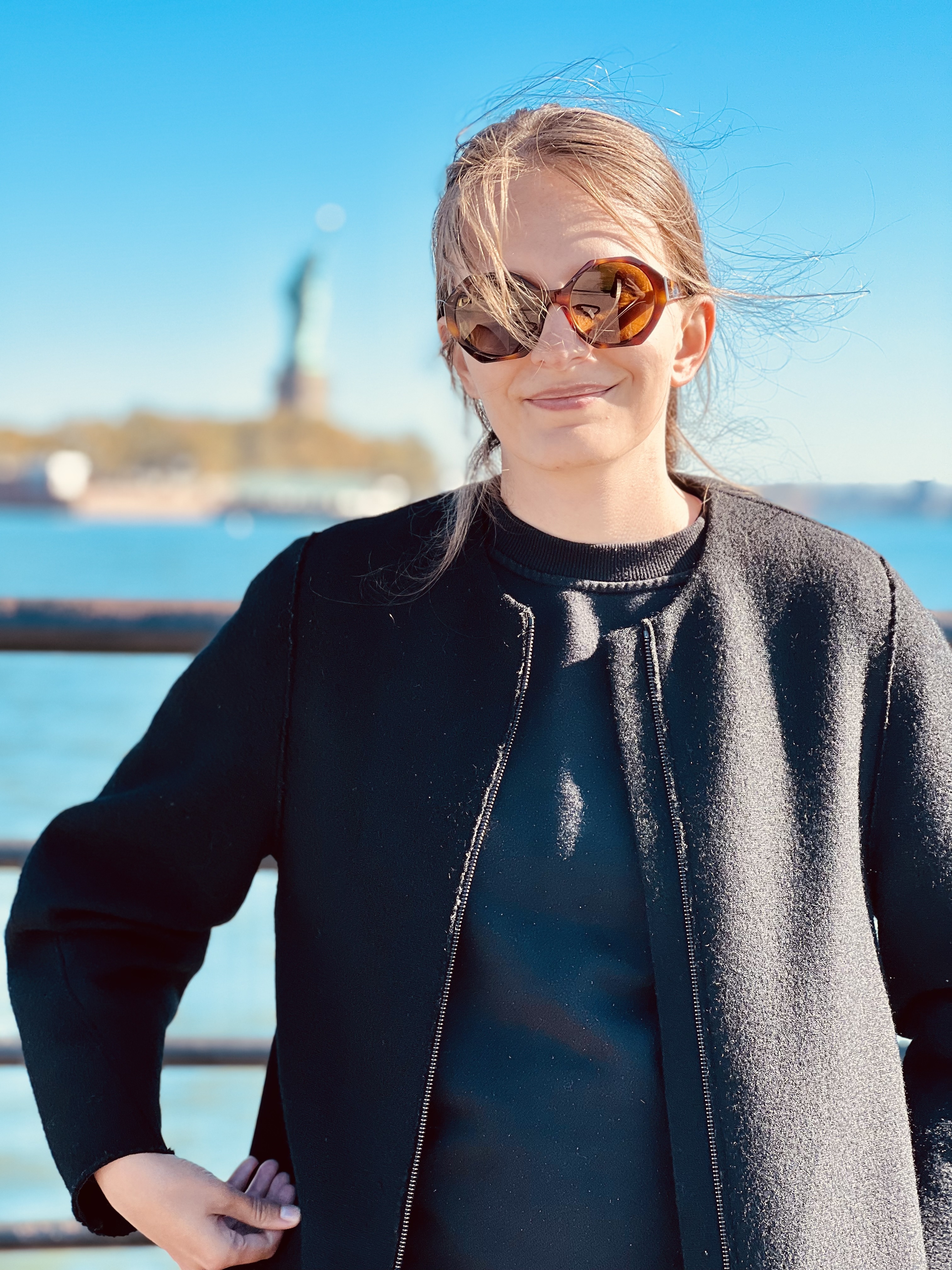 Vera, wallpaper designer at ZabZabLab